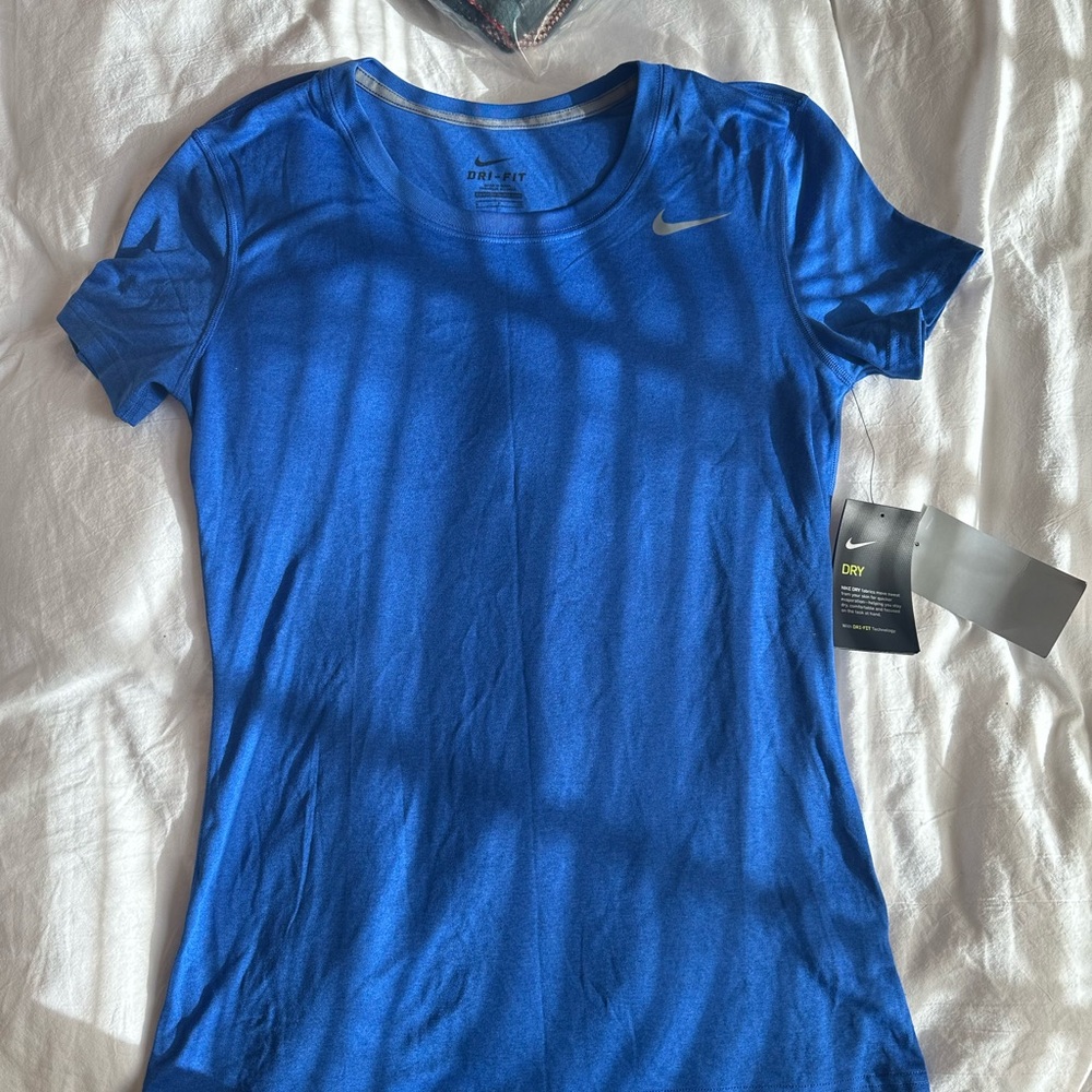 NWT Nike Dry fit t shirt